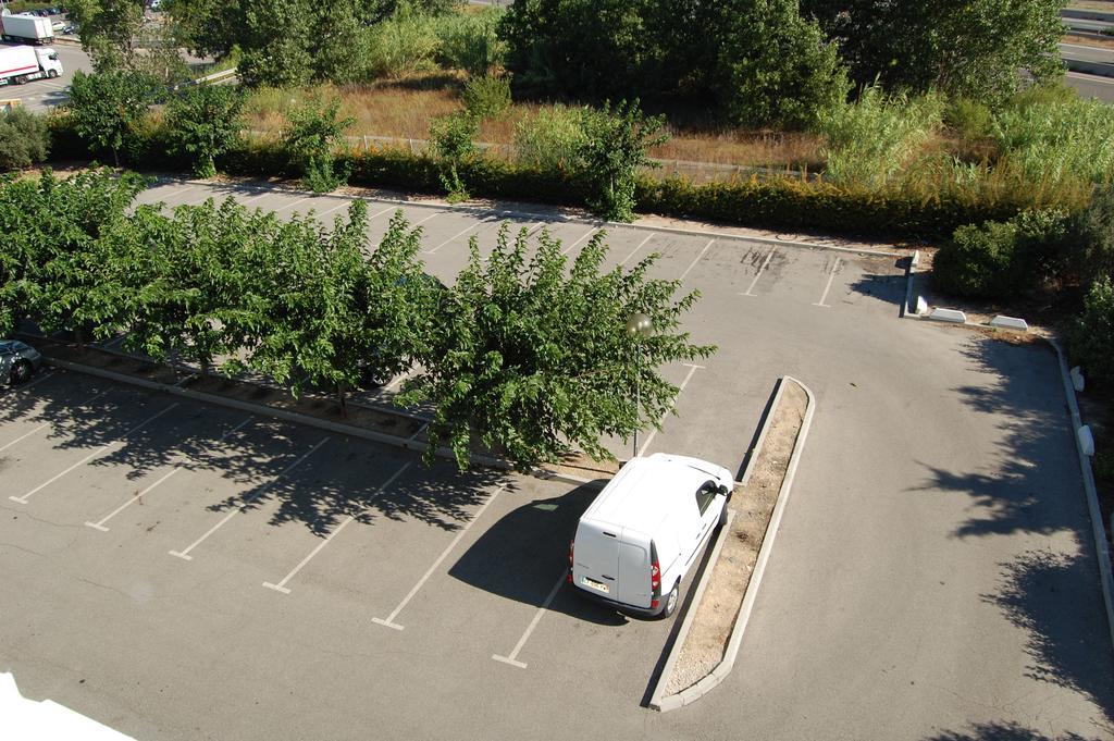 Ibis Budget Marseille Vitrolles ヴィトロル エクステリア 写真