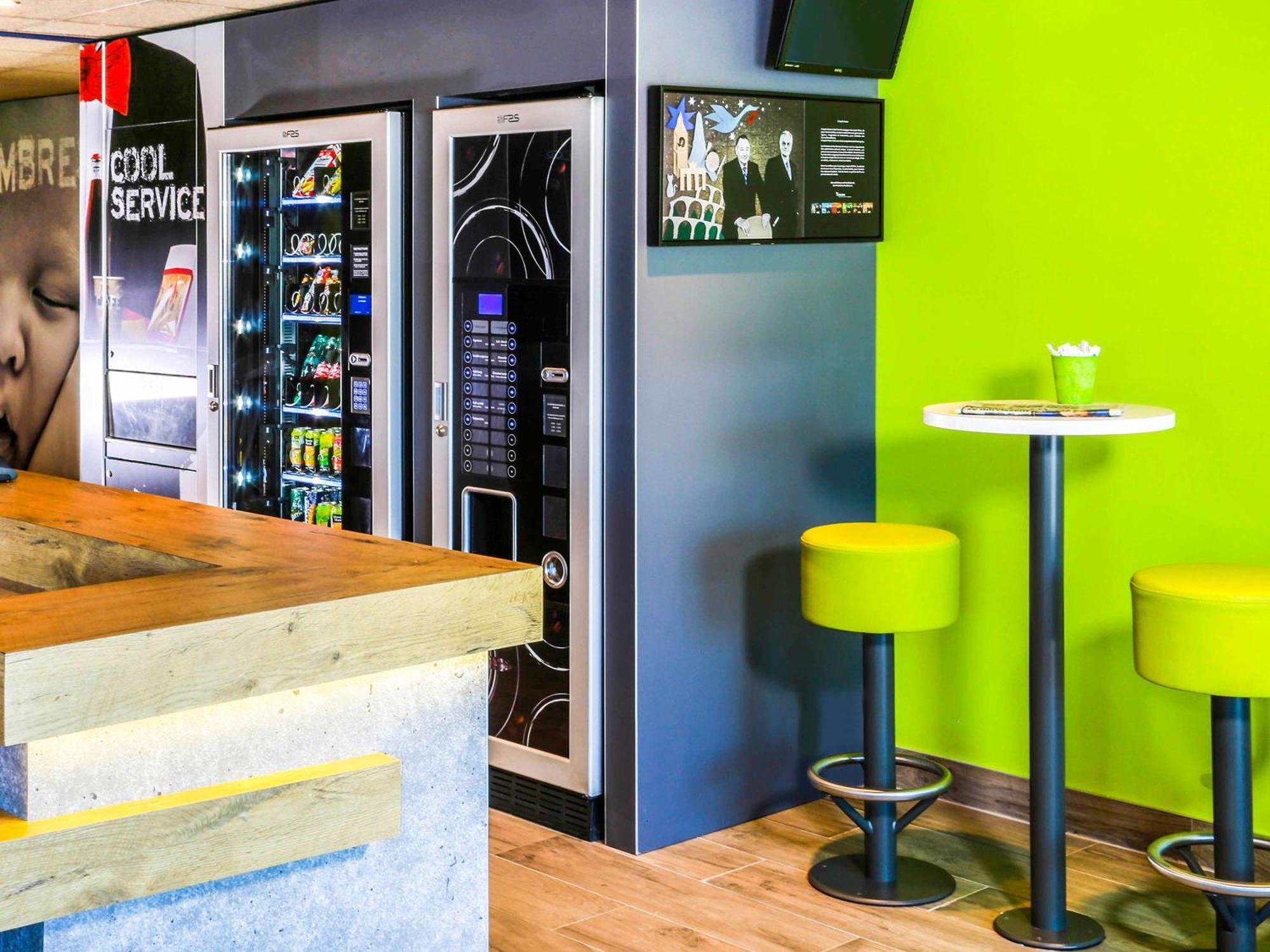 Ibis Budget Marseille Vitrolles ヴィトロル エクステリア 写真