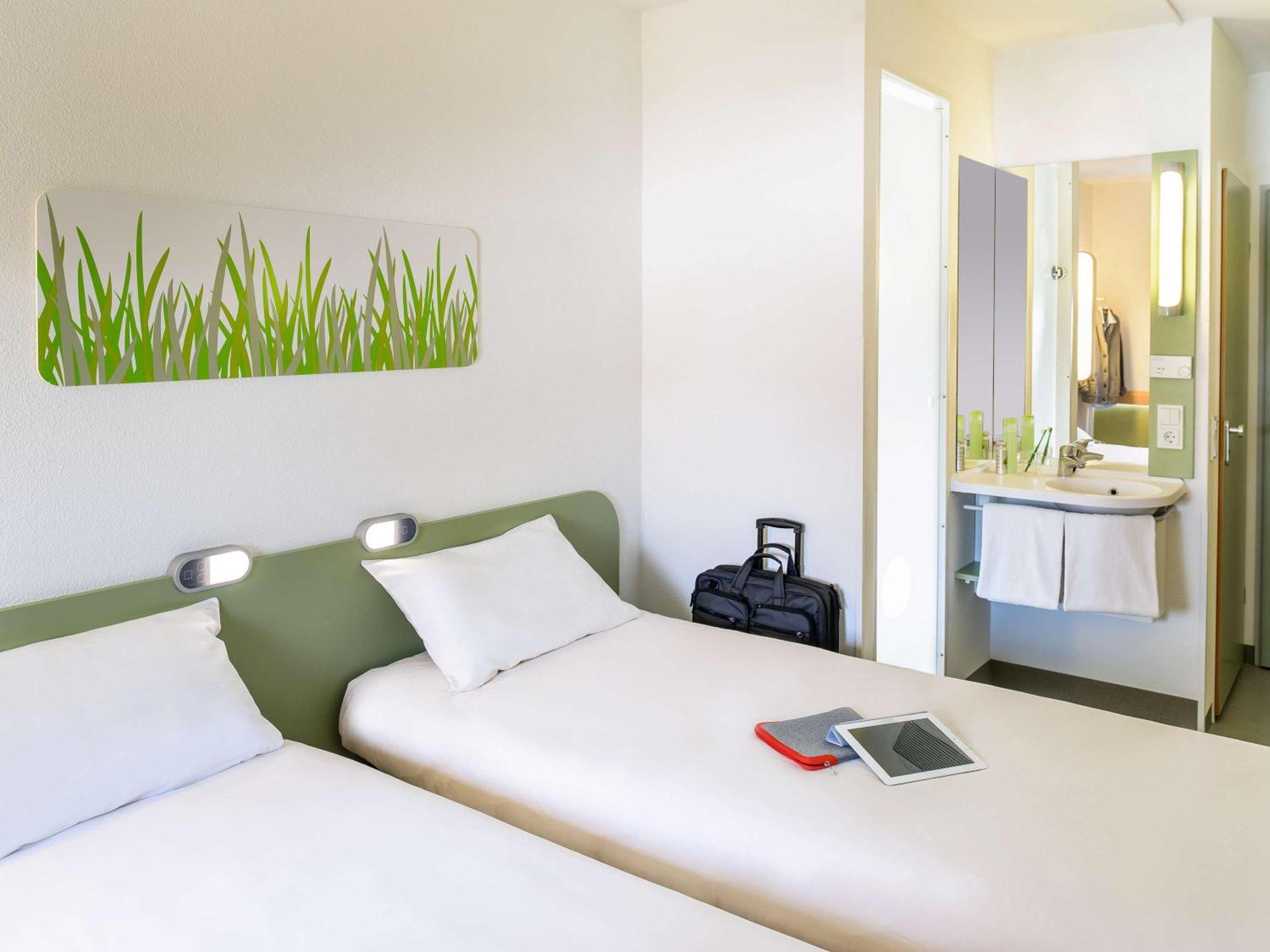 Ibis Budget Marseille Vitrolles ヴィトロル エクステリア 写真