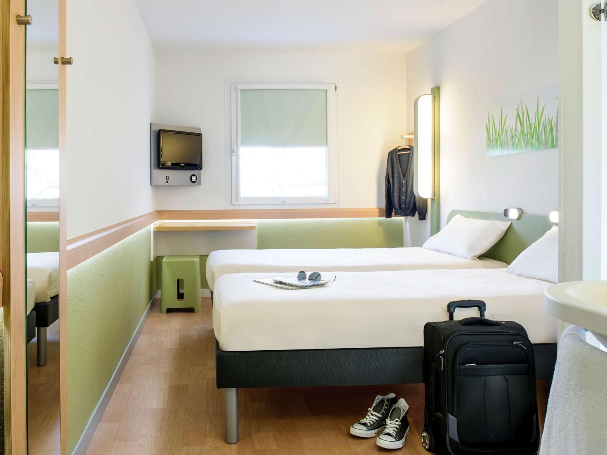 Ibis Budget Marseille Vitrolles ヴィトロル エクステリア 写真