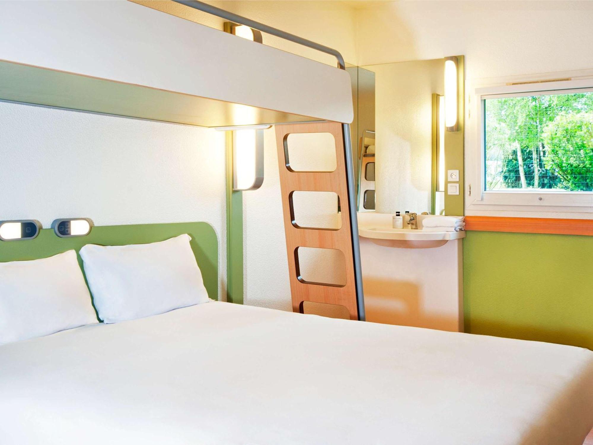 Ibis Budget Marseille Vitrolles ヴィトロル エクステリア 写真
