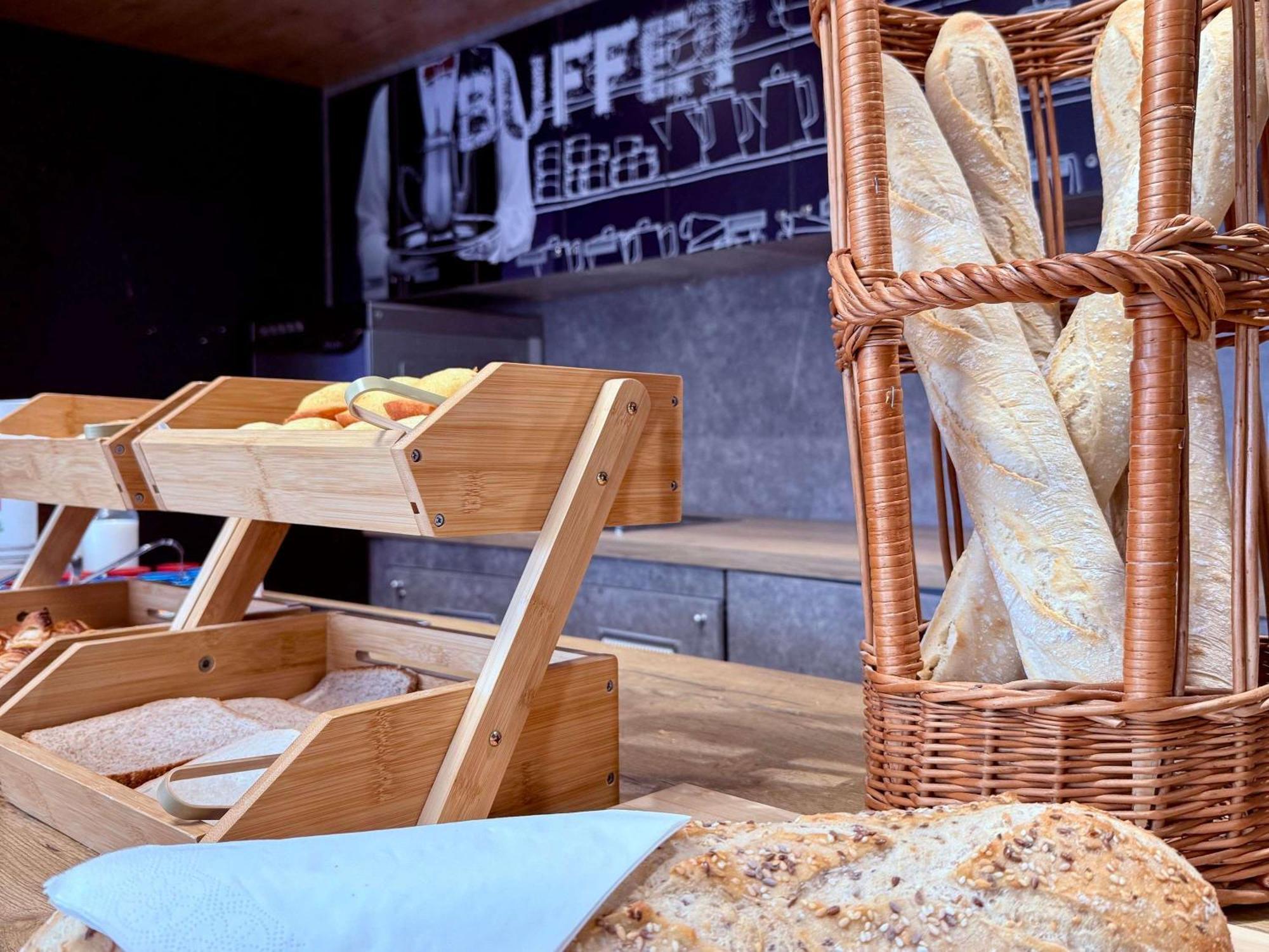 Ibis Budget Marseille Vitrolles ヴィトロル エクステリア 写真